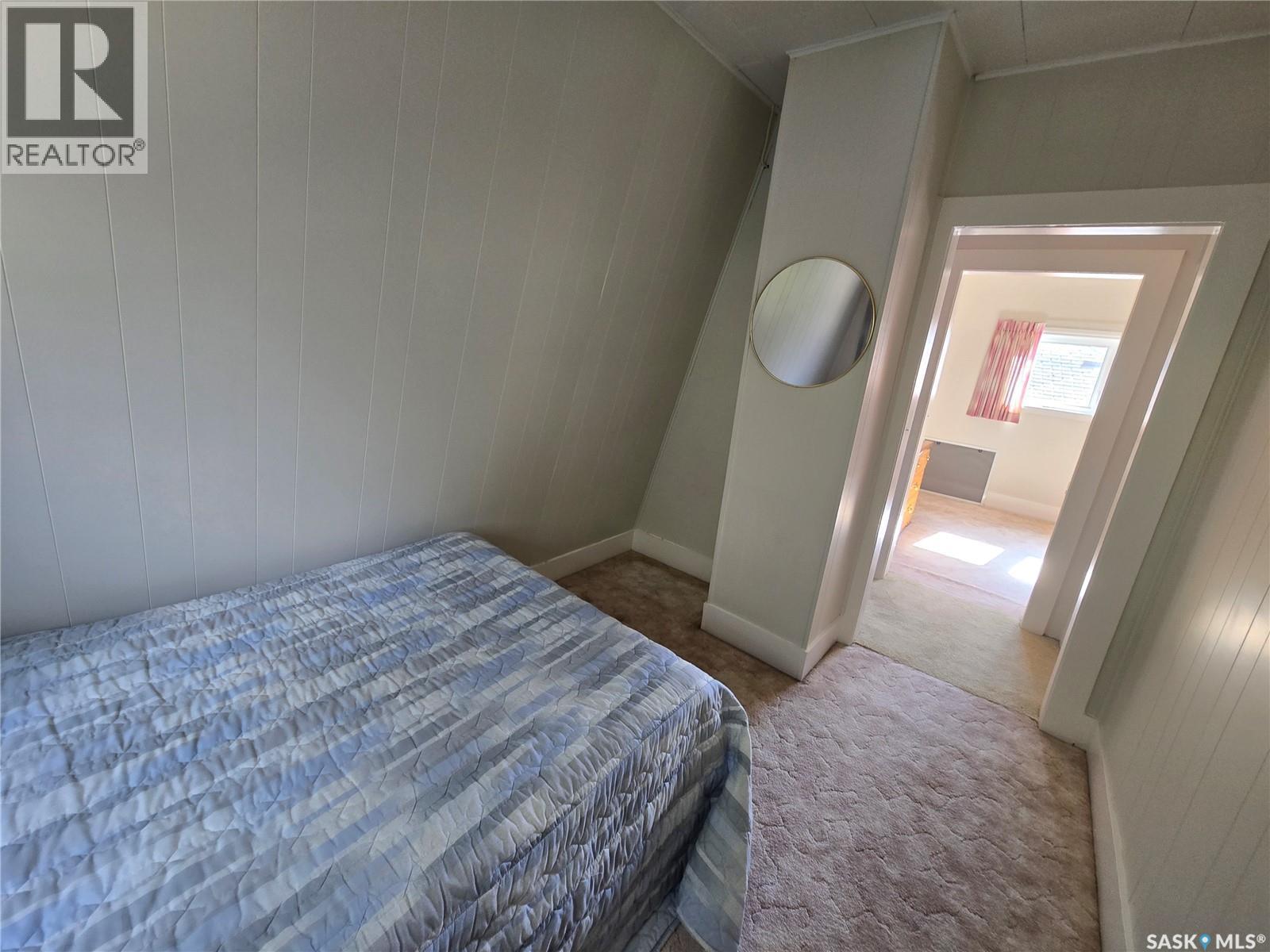 706 Main Street, Kipling, SK - Indoor Photo Showing Bedroom