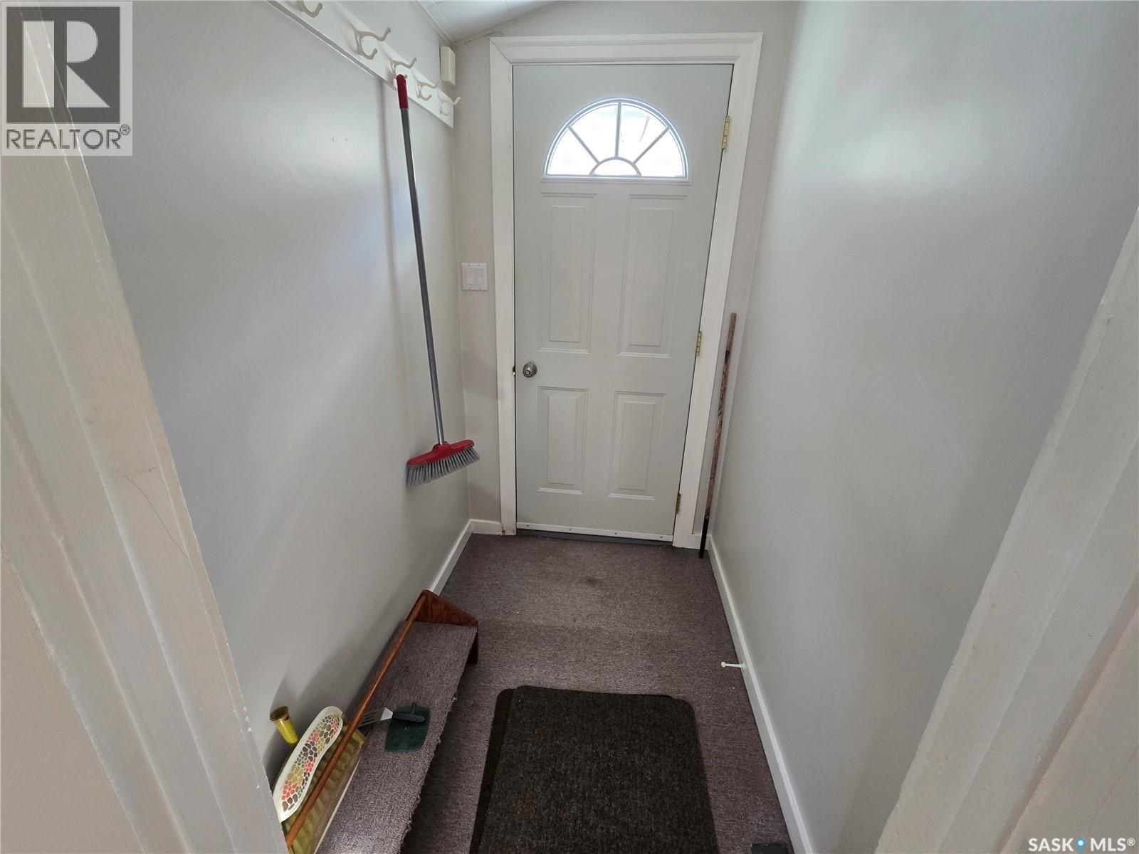 706 Main Street, Kipling, SK - Indoor Photo Showing Other Room