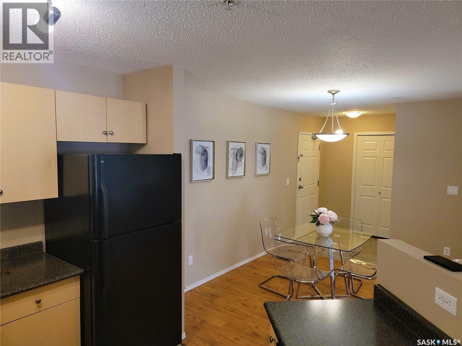 204 303 Lowe Road, Saskatoon, SK - Indoor