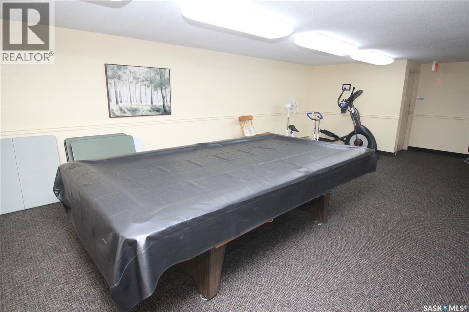 104 2013 Arlington Avenue, Saskatoon, SK - Indoor