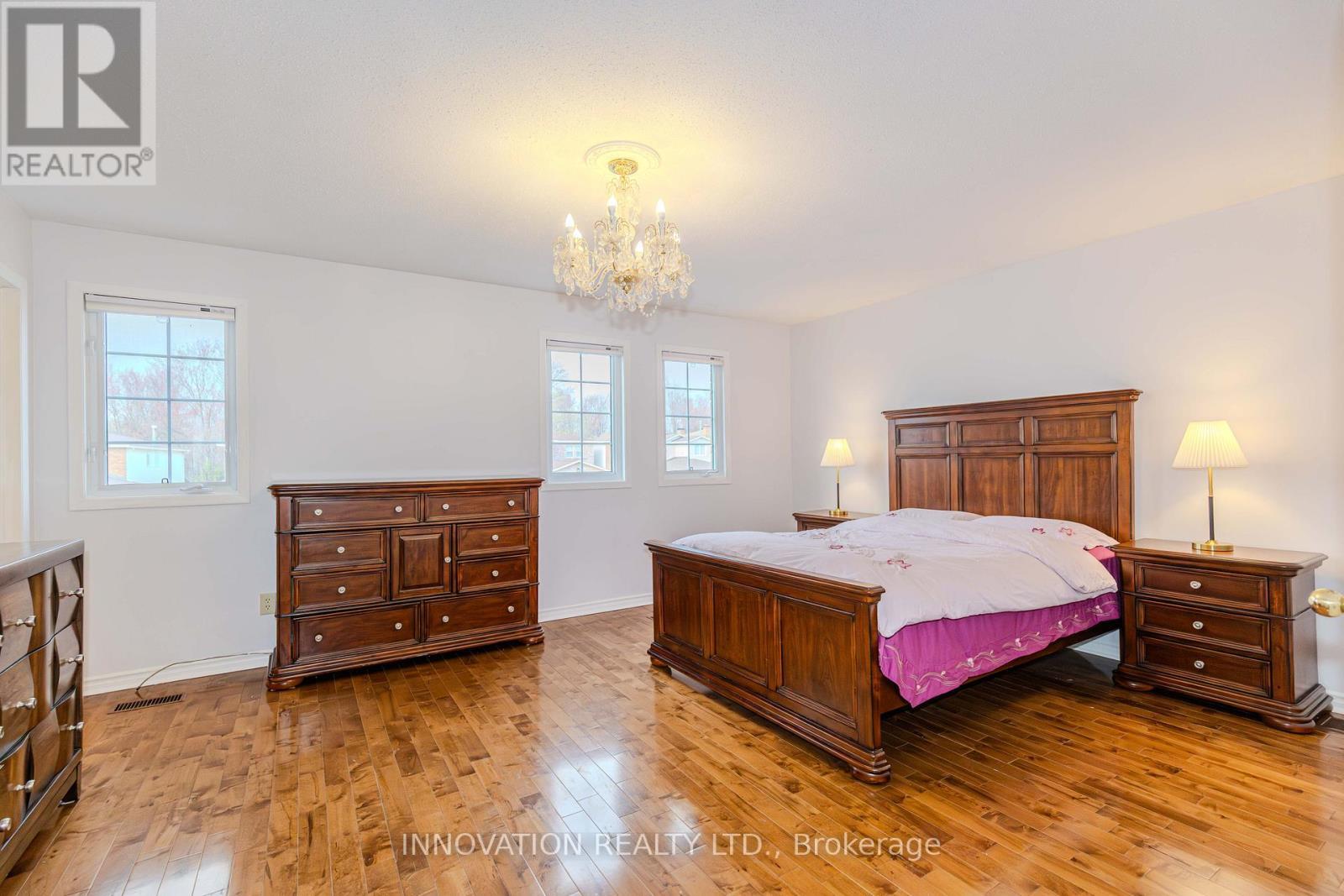152 Mccurdy Drive E, Ottawa, ON - Indoor Photo Showing Bedroom