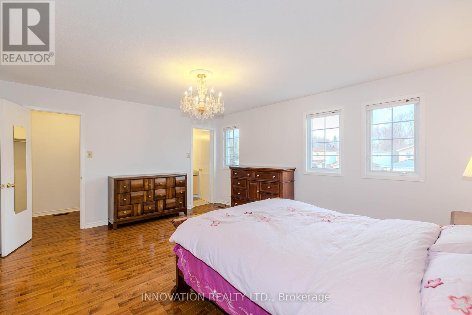 152 Mccurdy Drive E, Ottawa, ON - Indoor Photo Showing Bedroom