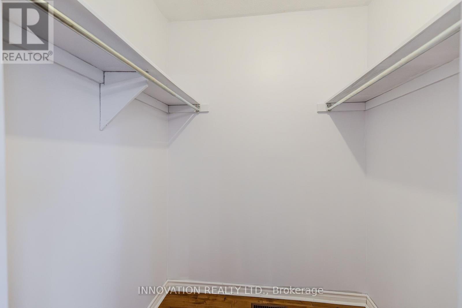 152 Mccurdy Drive E, Ottawa, ON - Indoor With Storage