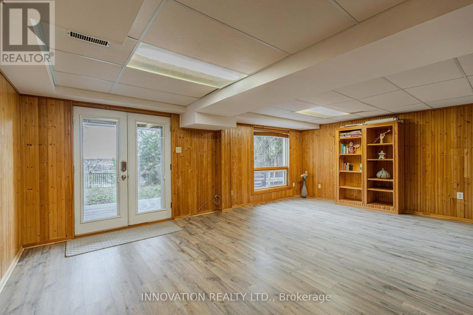 152 Mccurdy Drive E, Ottawa, ON - Indoor