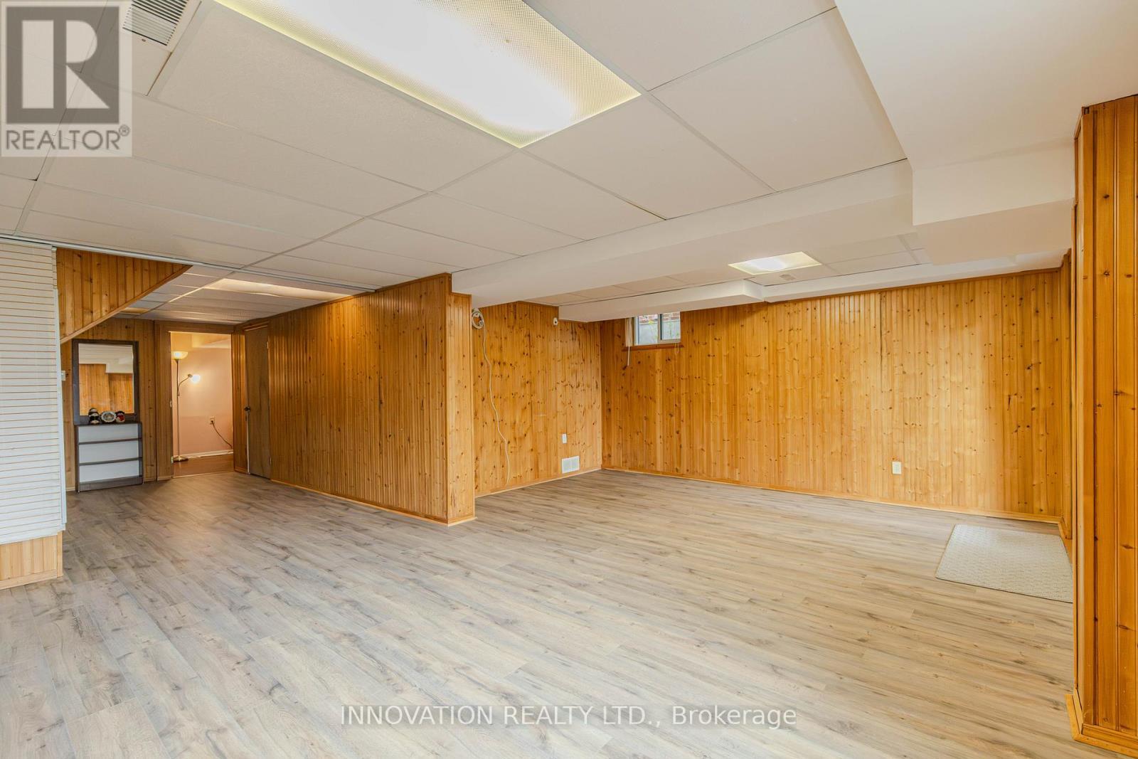 152 Mccurdy Drive E, Ottawa, ON - Indoor