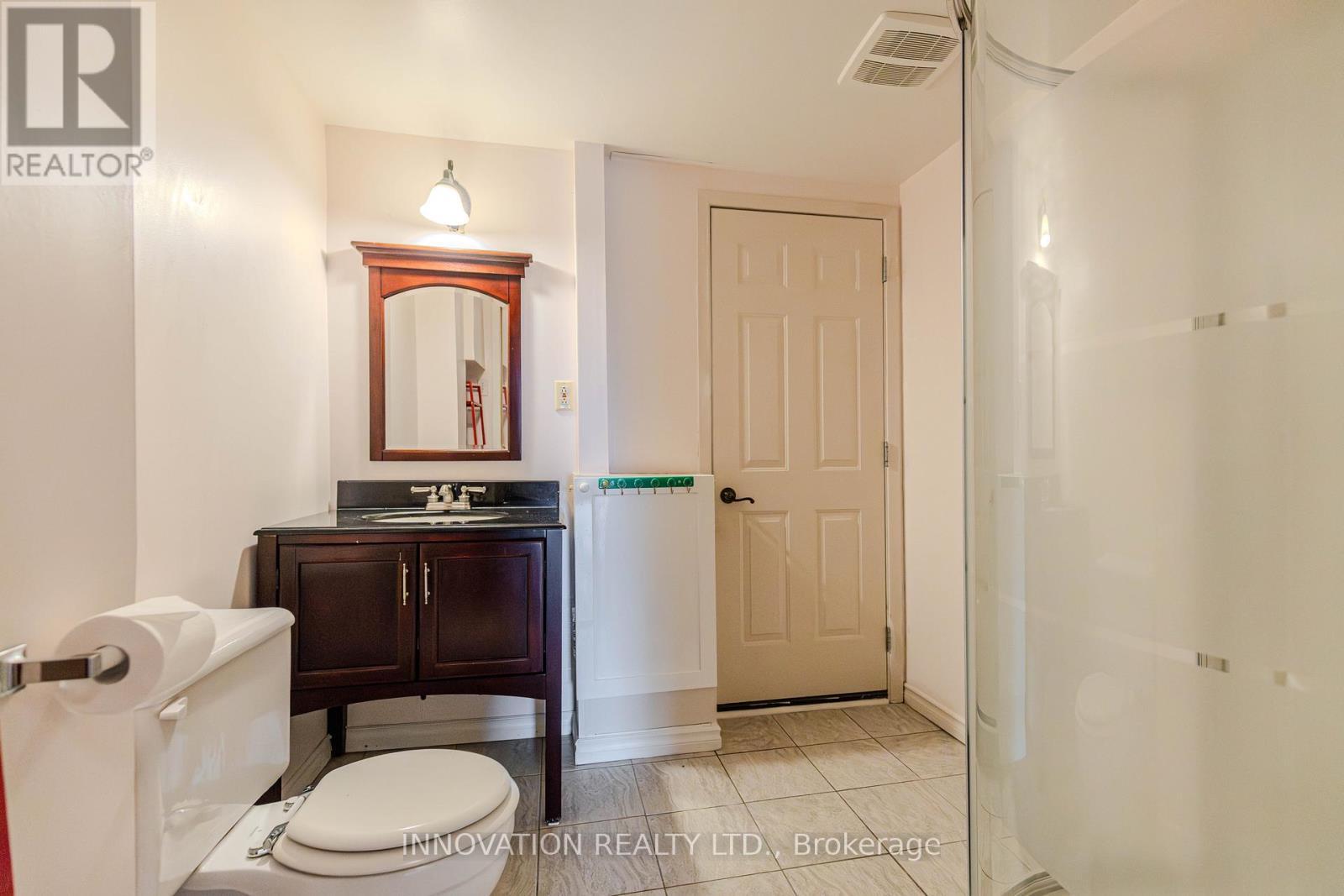 152 Mccurdy Drive E, Ottawa, ON - Indoor