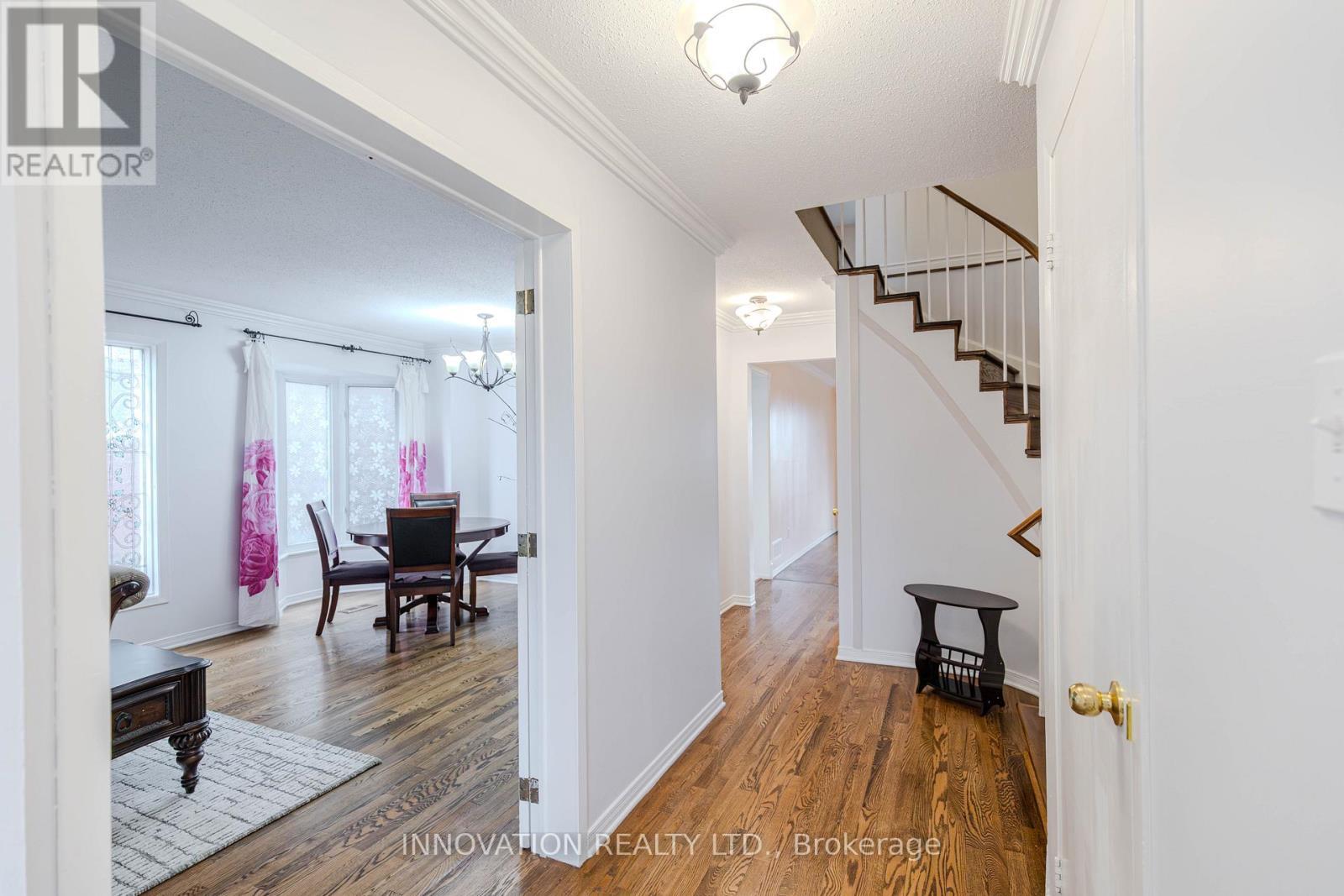 152 Mccurdy Drive E, Ottawa, ON - Indoor Photo Showing Other Room