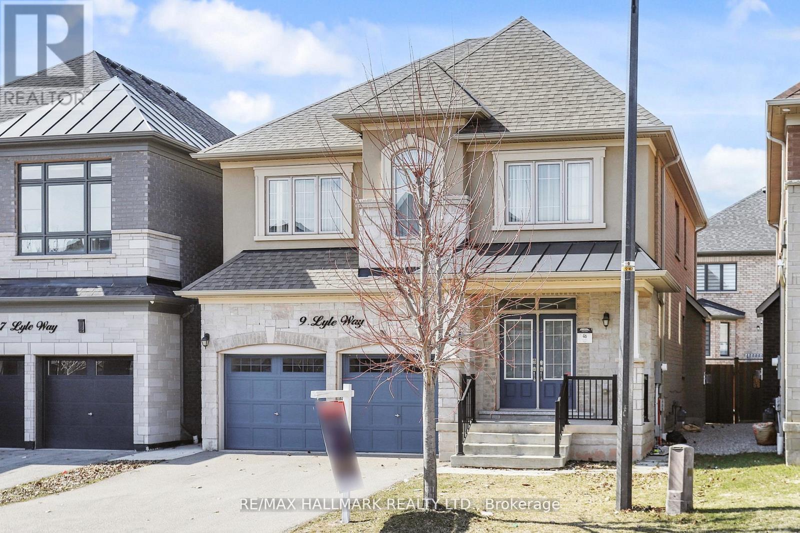 9 Lyle Way E, Brampton, ON - Outdoor With Facade