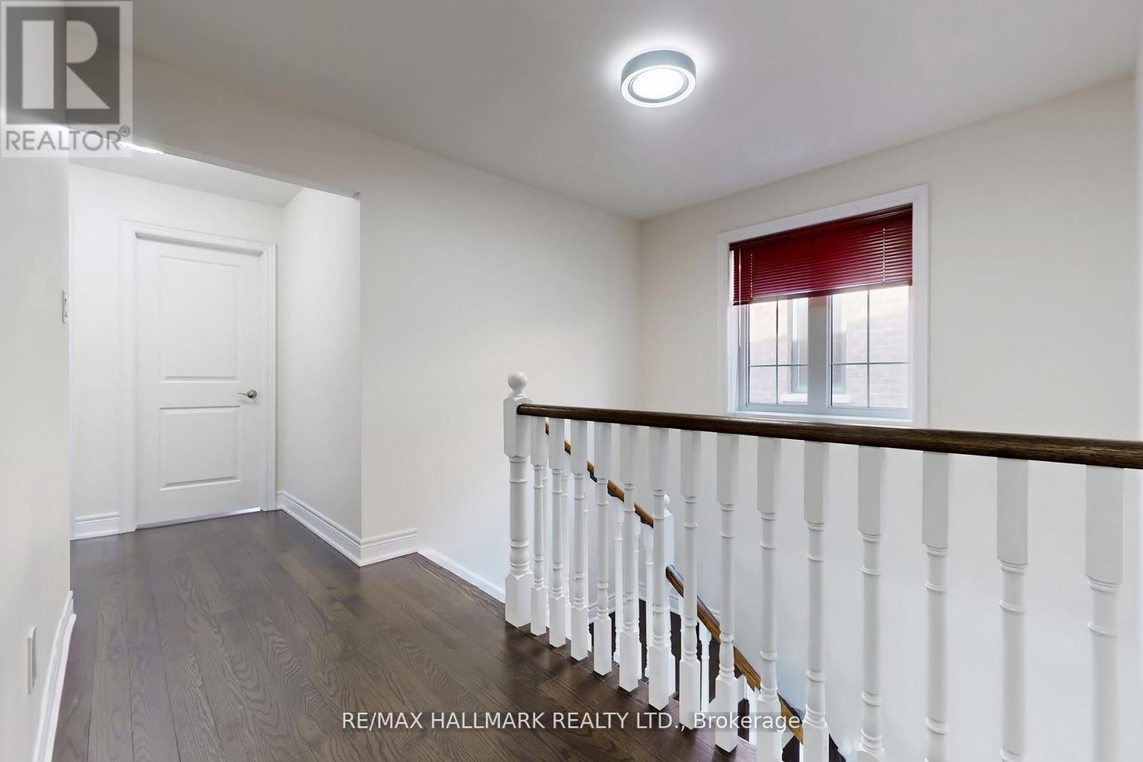 9 Lyle Way E, Brampton, ON - Indoor Photo Showing Other Room
