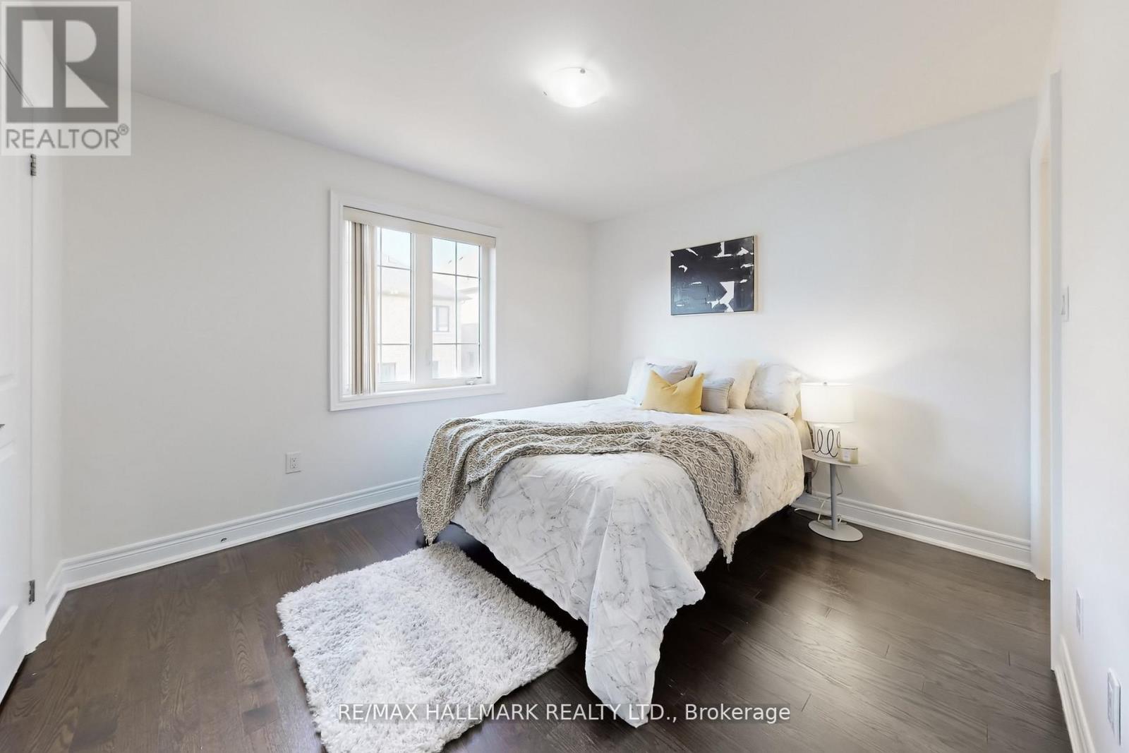 9 Lyle Way E, Brampton, ON - Indoor Photo Showing Bedroom