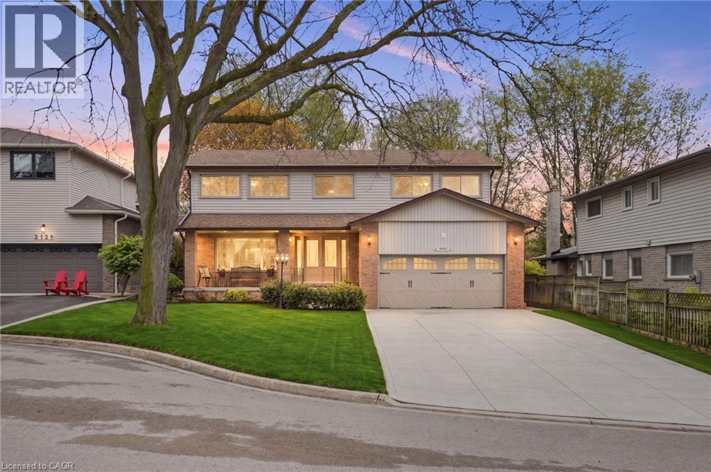 2127 Larabee Court, Burlington, ON - Outdoor With Facade