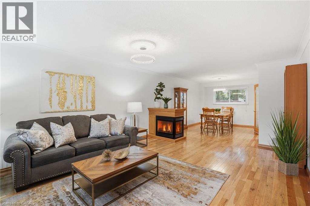 2127 Larabee Court, Burlington, ON - Indoor Photo Showing Living Room With Fireplace