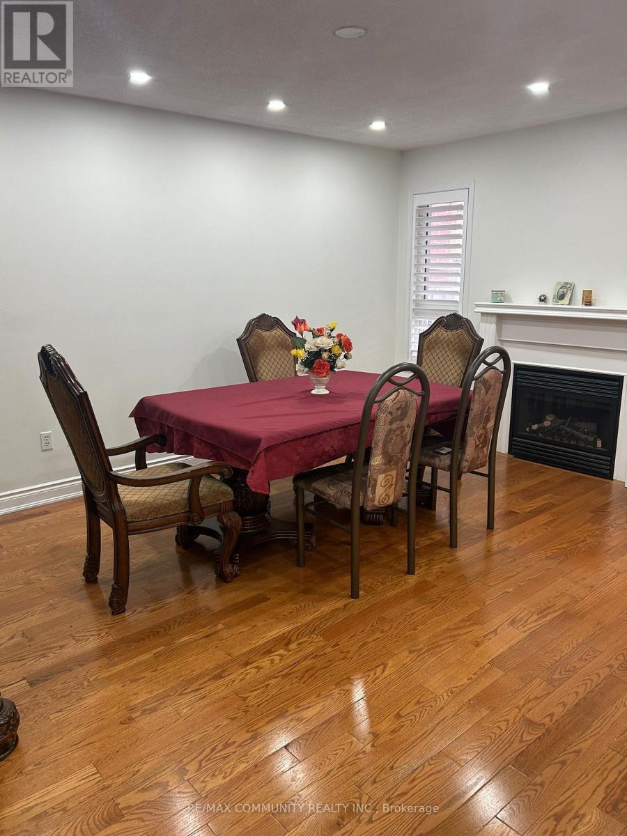 4332 Guildwood Way, Mississauga, ON - Indoor