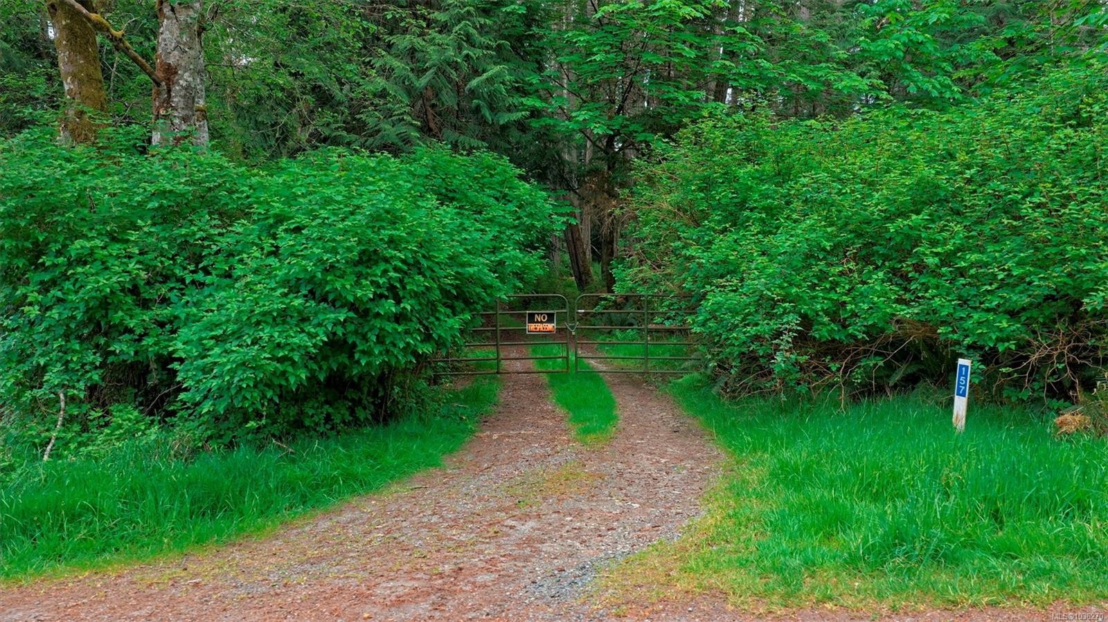 157 Menhinick Dr, Salt Spring, BC