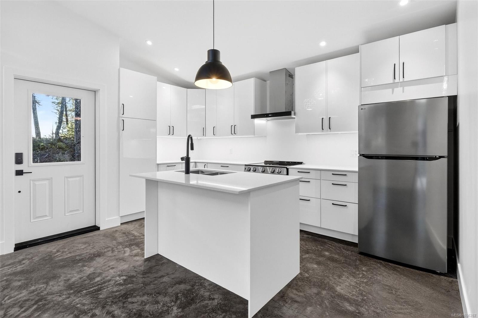 2450 Carpenter Rd, Sooke, BC