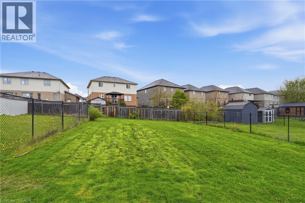 156 Provident Way, Hamilton, ON - Outdoor With Backyard