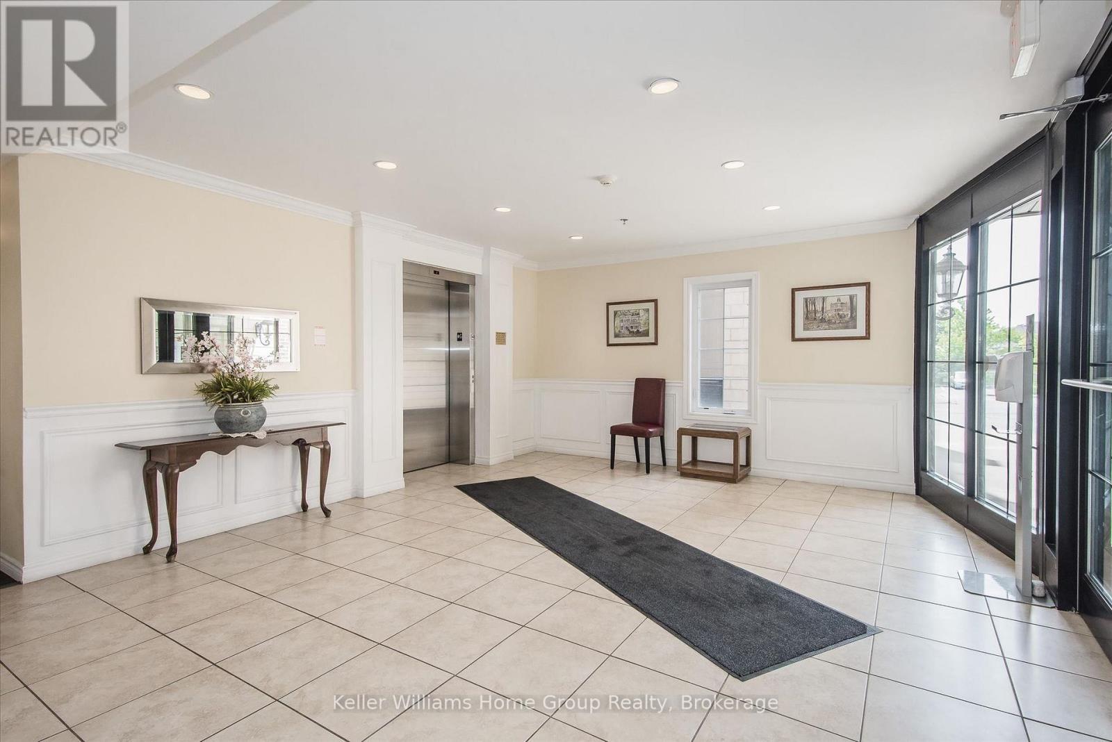 114 - 308 Watson Parkway N, Guelph (Grange Road), ON - Indoor Photo Showing Other Room