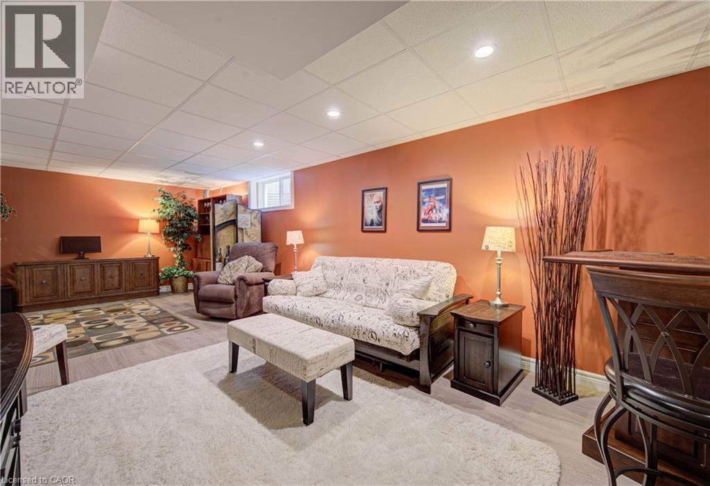 699 Commonwealth Crescent, Kitchener, ON - Indoor