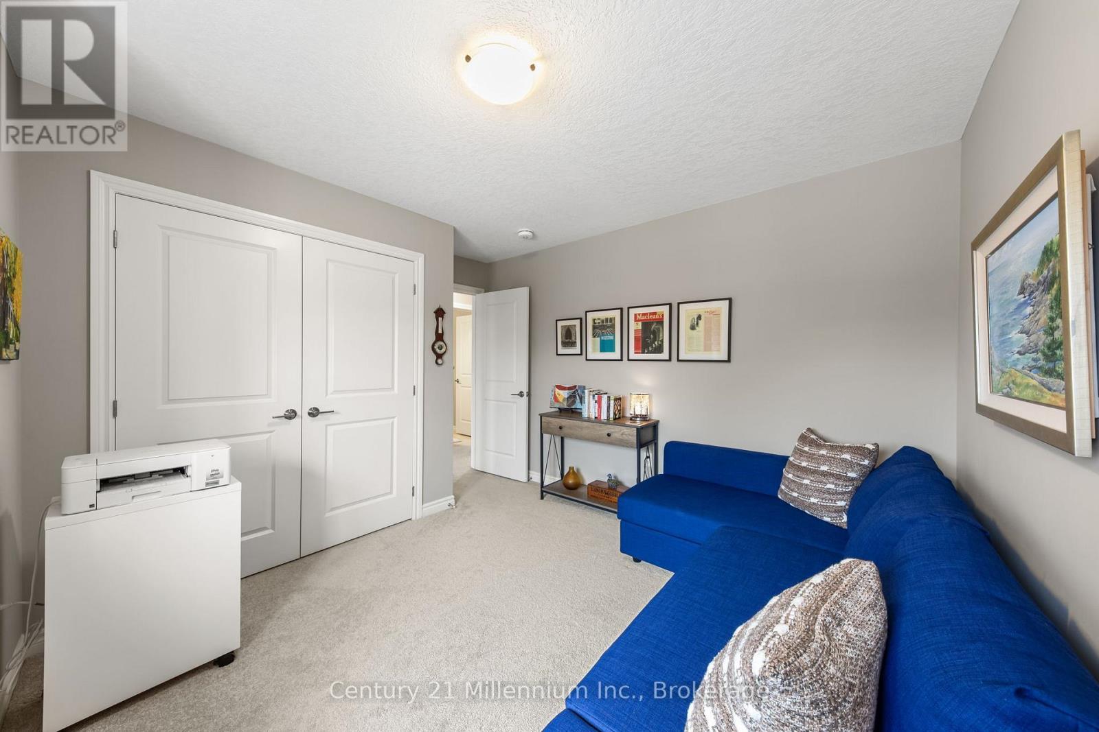 1010 Wright Drive, Midland, ON - Indoor