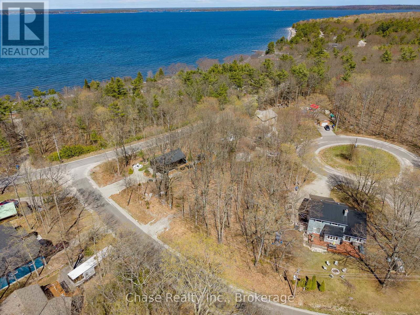 7 Oneida Crescent, Tiny, ON