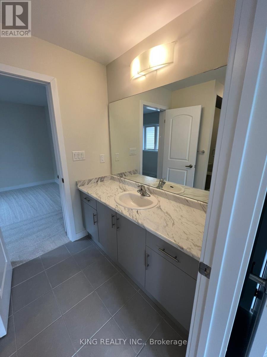 82 Sunflower Crescent, Thorold, ON - Indoor Photo Showing Bathroom