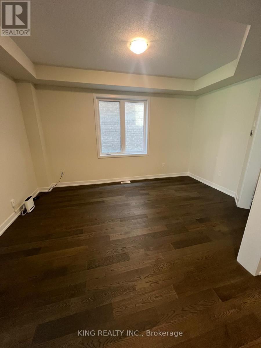82 Sunflower Crescent, Thorold, ON - Indoor Photo Showing Other Room