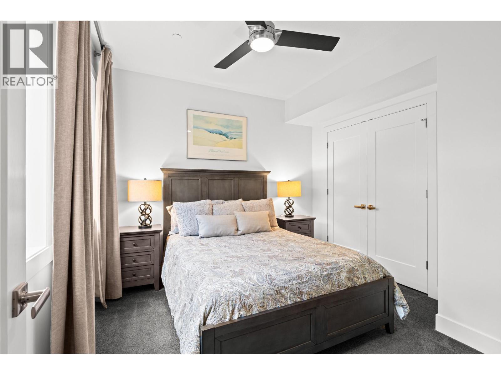 3643 Wild Rose Road, Kelowna, BC - Indoor Photo Showing Bedroom