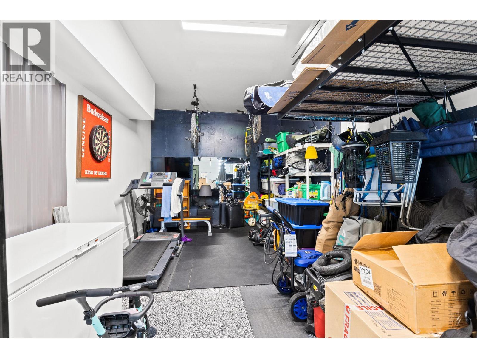 3643 Wild Rose Road, Kelowna, BC - Indoor Photo Showing Gym Room