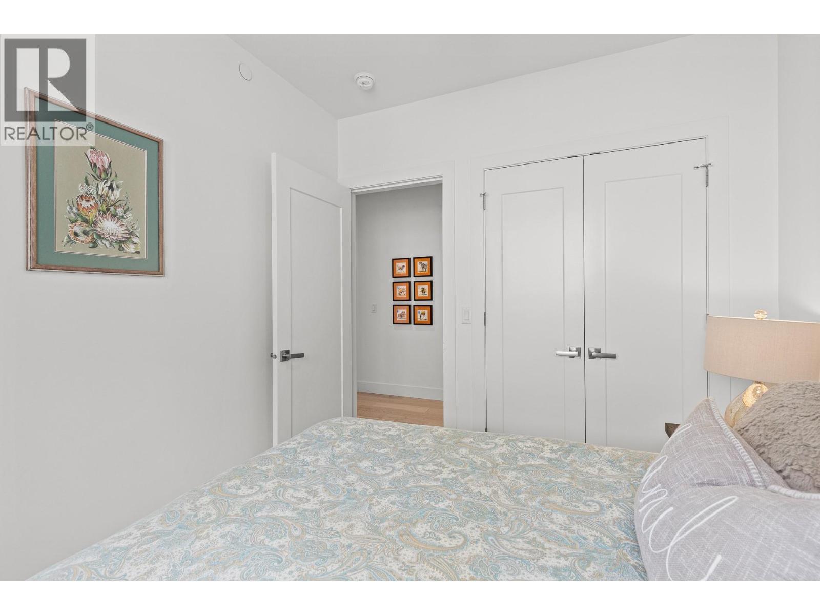 3643 Wild Rose Road, Kelowna, BC - Indoor Photo Showing Bedroom