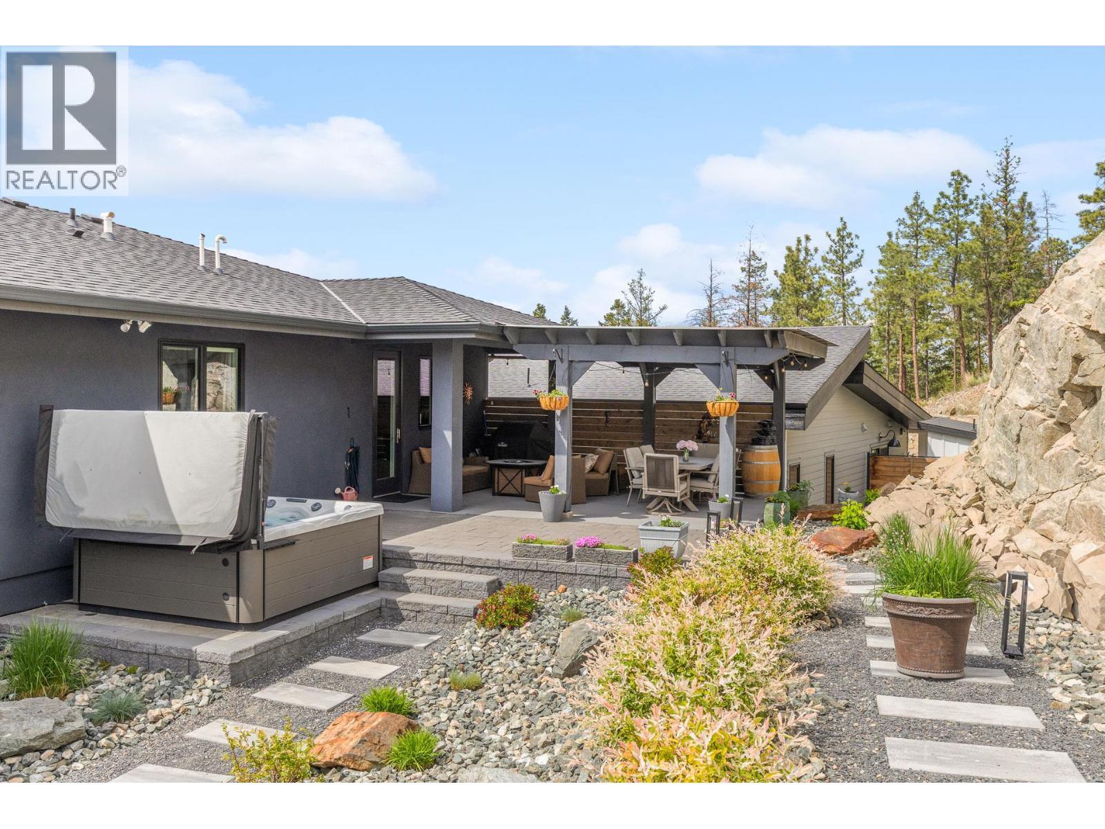 3643 Wild Rose Road, Kelowna, BC - Outdoor With Deck Patio Veranda