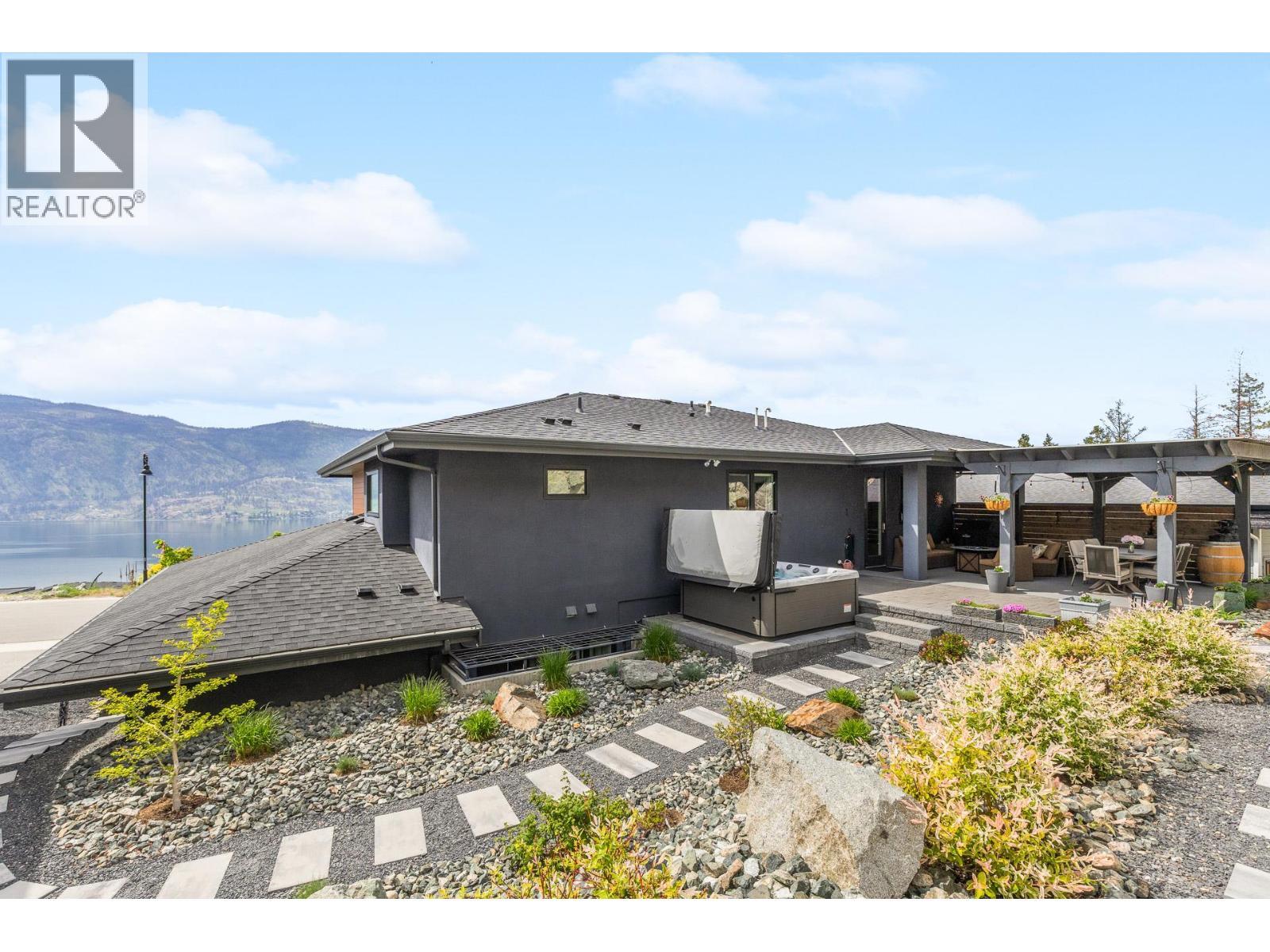 3643 Wild Rose Road, Kelowna, BC - Outdoor With Deck Patio Veranda