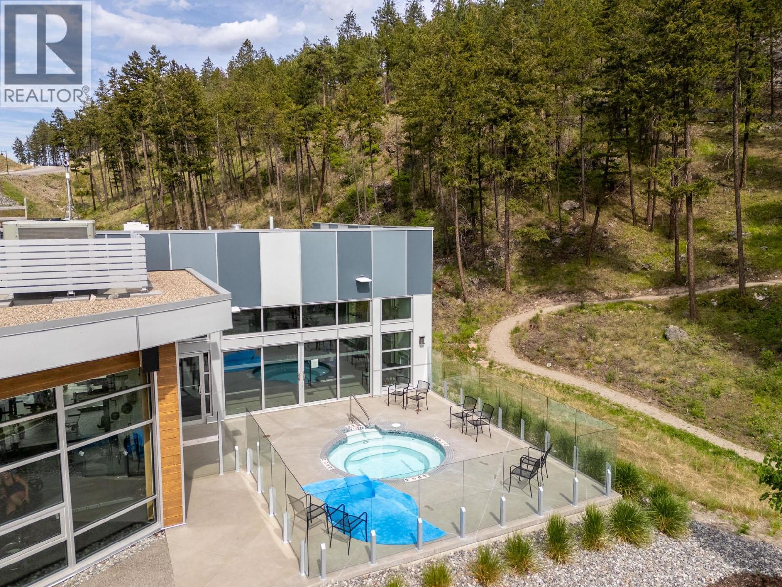 3643 Wild Rose Road, Kelowna, BC - Outdoor With In Ground Pool