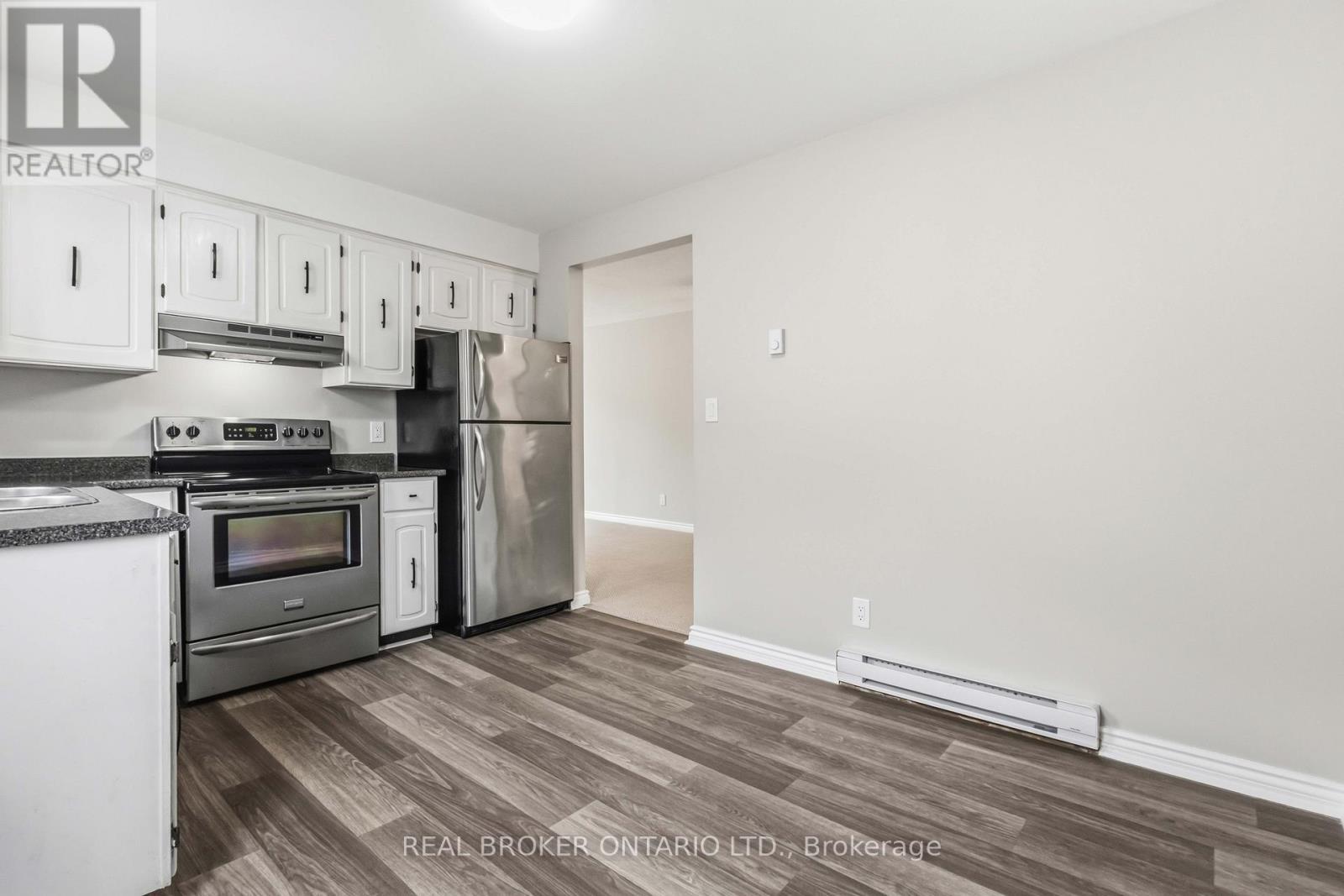 Main - 1306 Valley Drive, Oshawa, ON - Indoor Photo Showing Kitchen