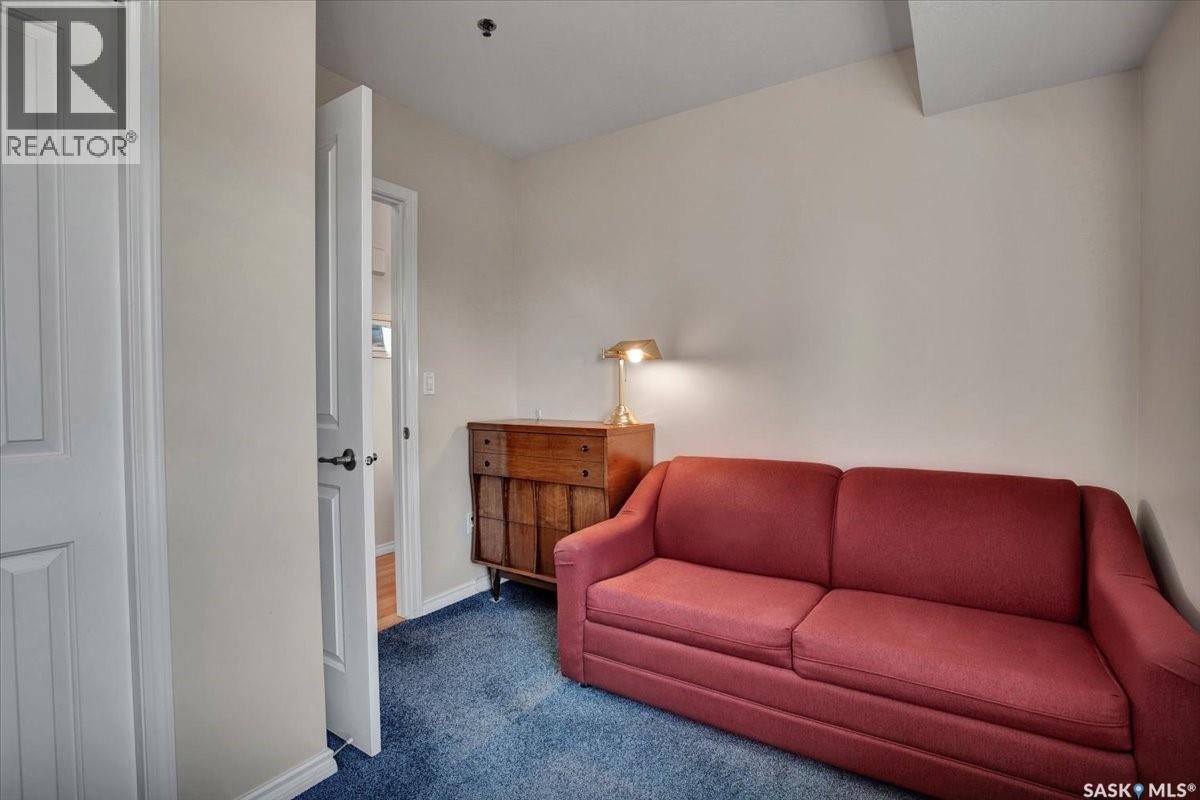 909 902 Spadina Crescent E, Saskatoon, SK - Indoor