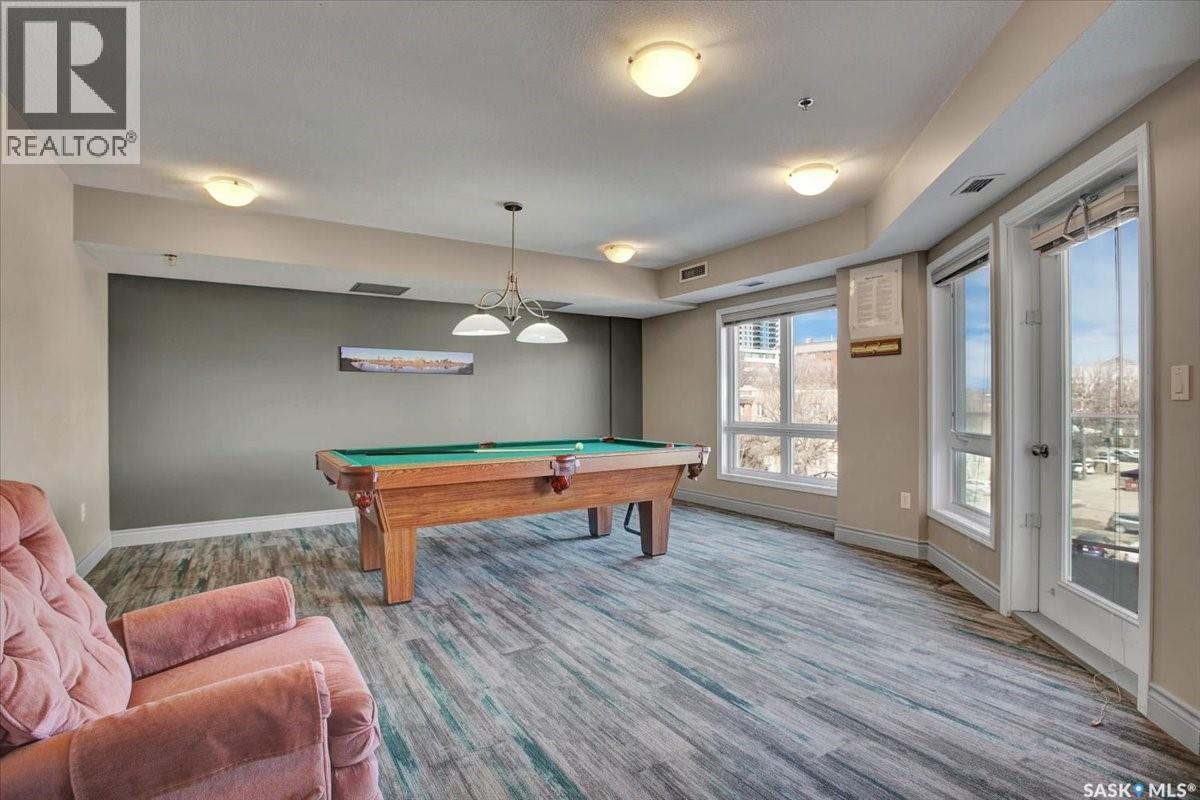 909 902 Spadina Crescent E, Saskatoon, SK - Indoor Photo Showing Other Room