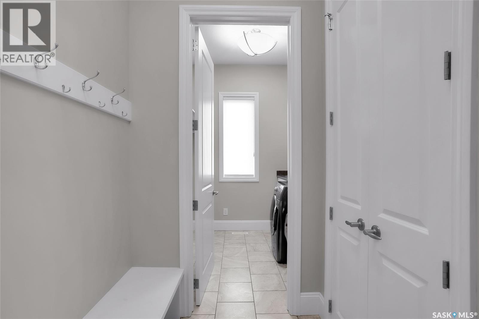 914 Paton Bay, Saskatoon, SK - Indoor Photo Showing Other Room