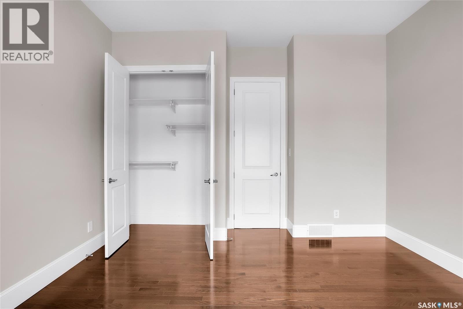 914 Paton Bay, Saskatoon, SK - Indoor Photo Showing Other Room