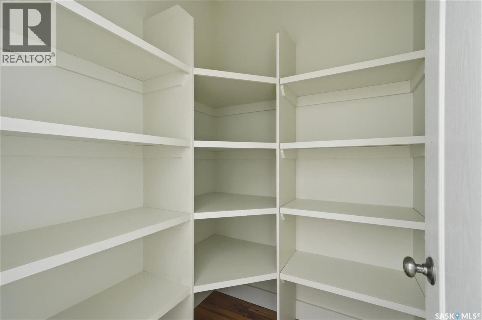 1024 Temperance Street, Saskatoon, SK - Indoor With Storage