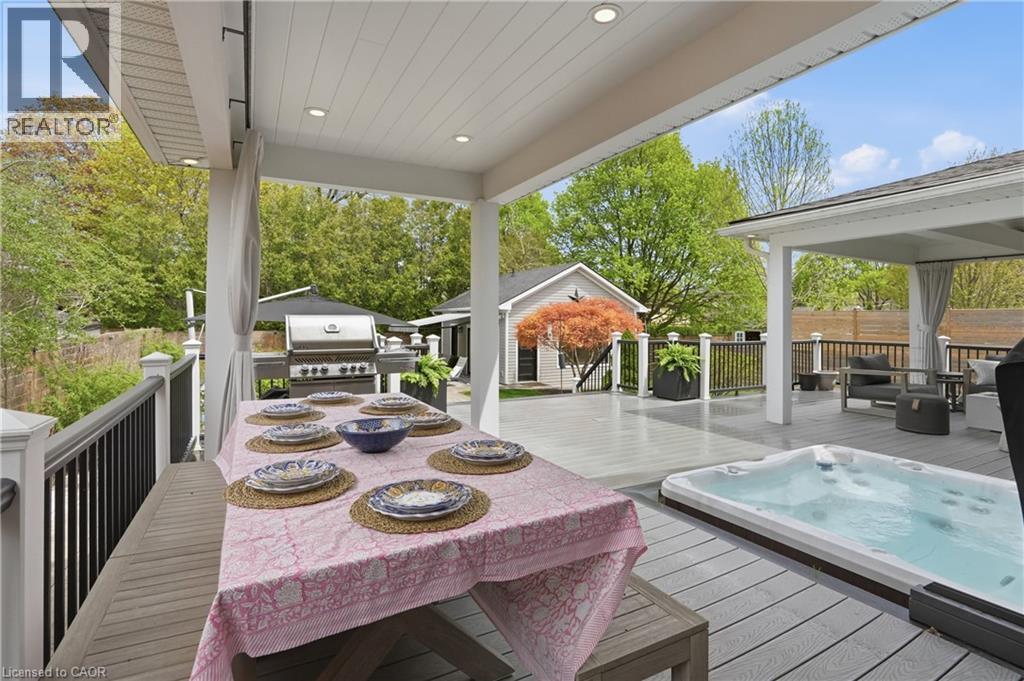 735 George Street, Burlington, ON - Outdoor With Deck Patio Veranda