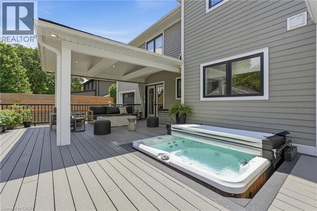 735 George Street, Burlington, ON