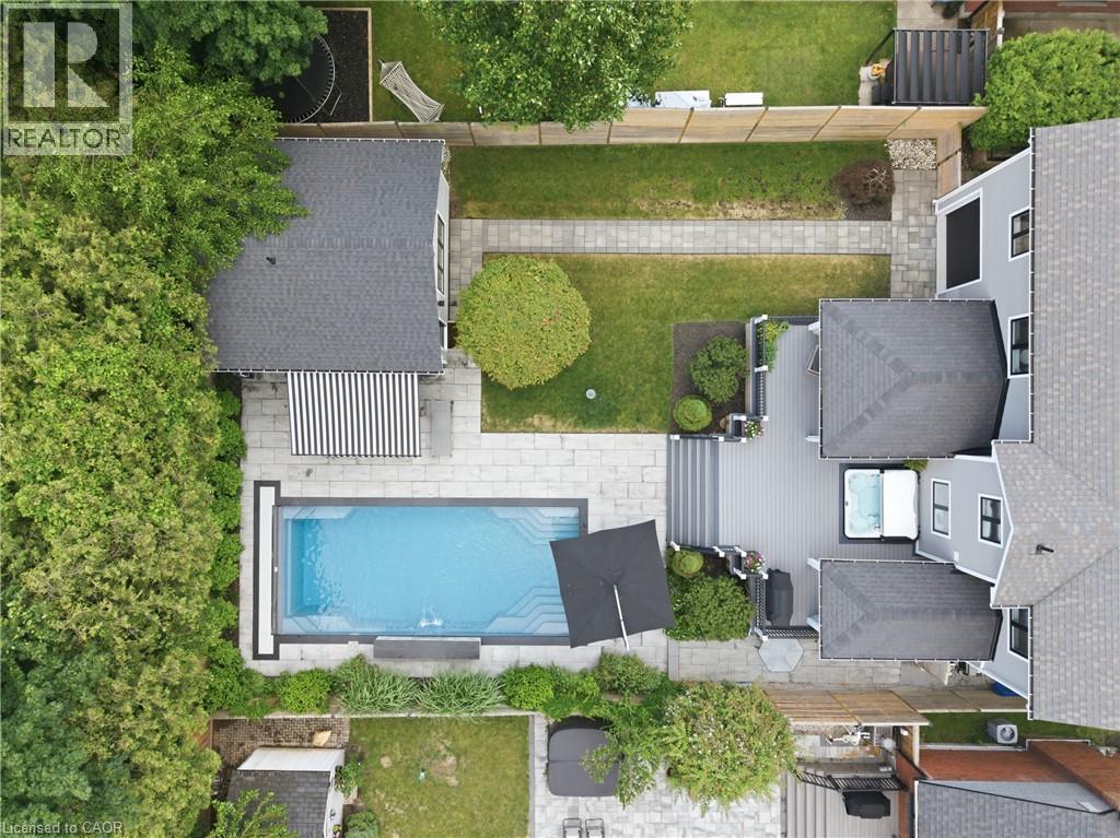 735 George Street, Burlington, ON