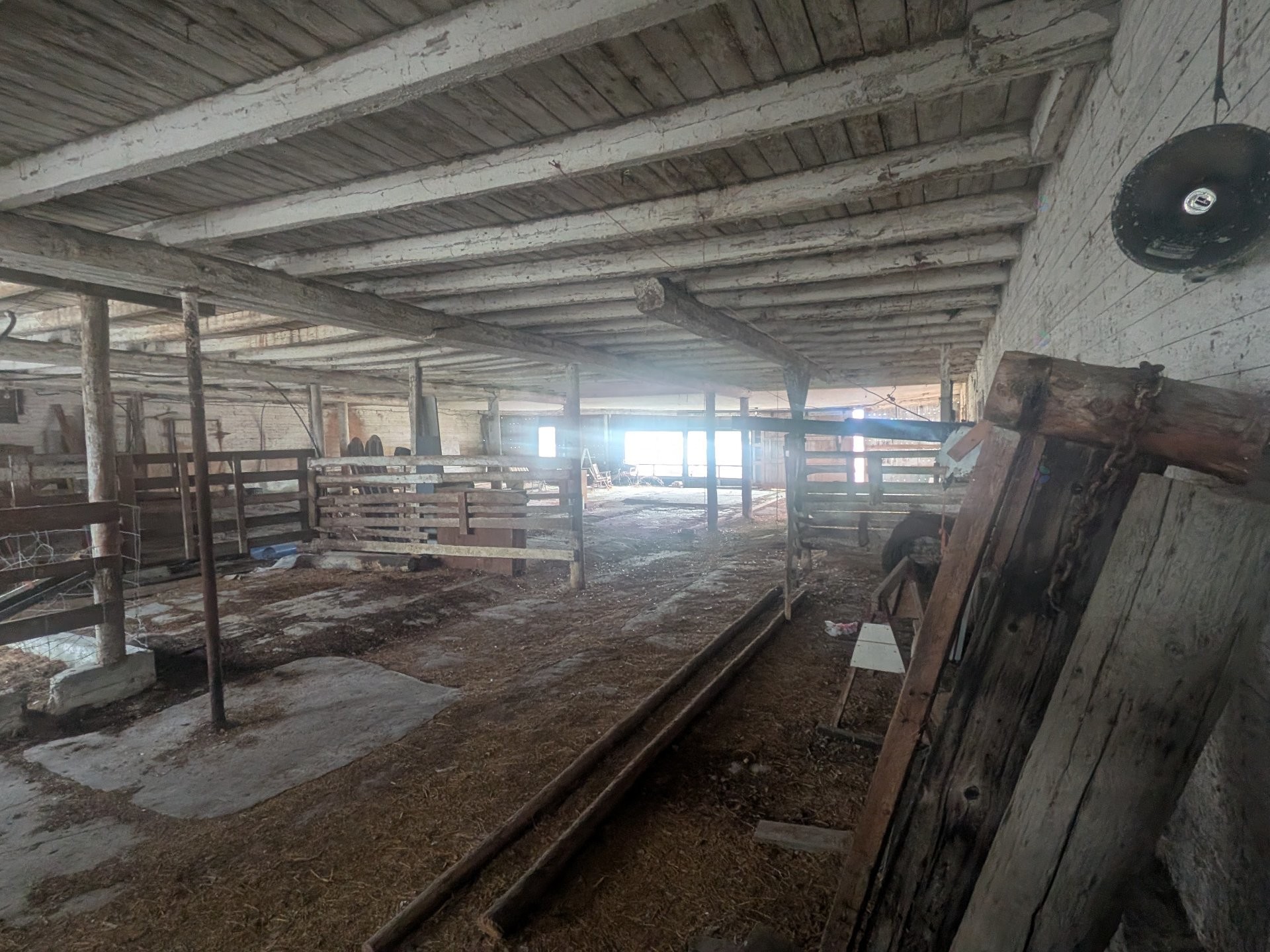 Barn - 3779 Route 111 E., Amos, QC - Indoor Photo Showing Other Room