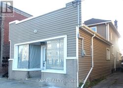 577 KING STREET Welland (Lincoln/Crowland), ON L3B 3L3