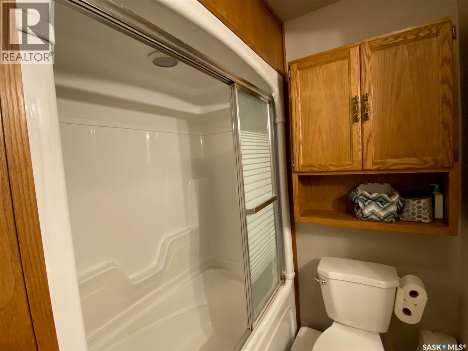 515 Springs Avenue, Springside, SK - Indoor Photo Showing Bathroom