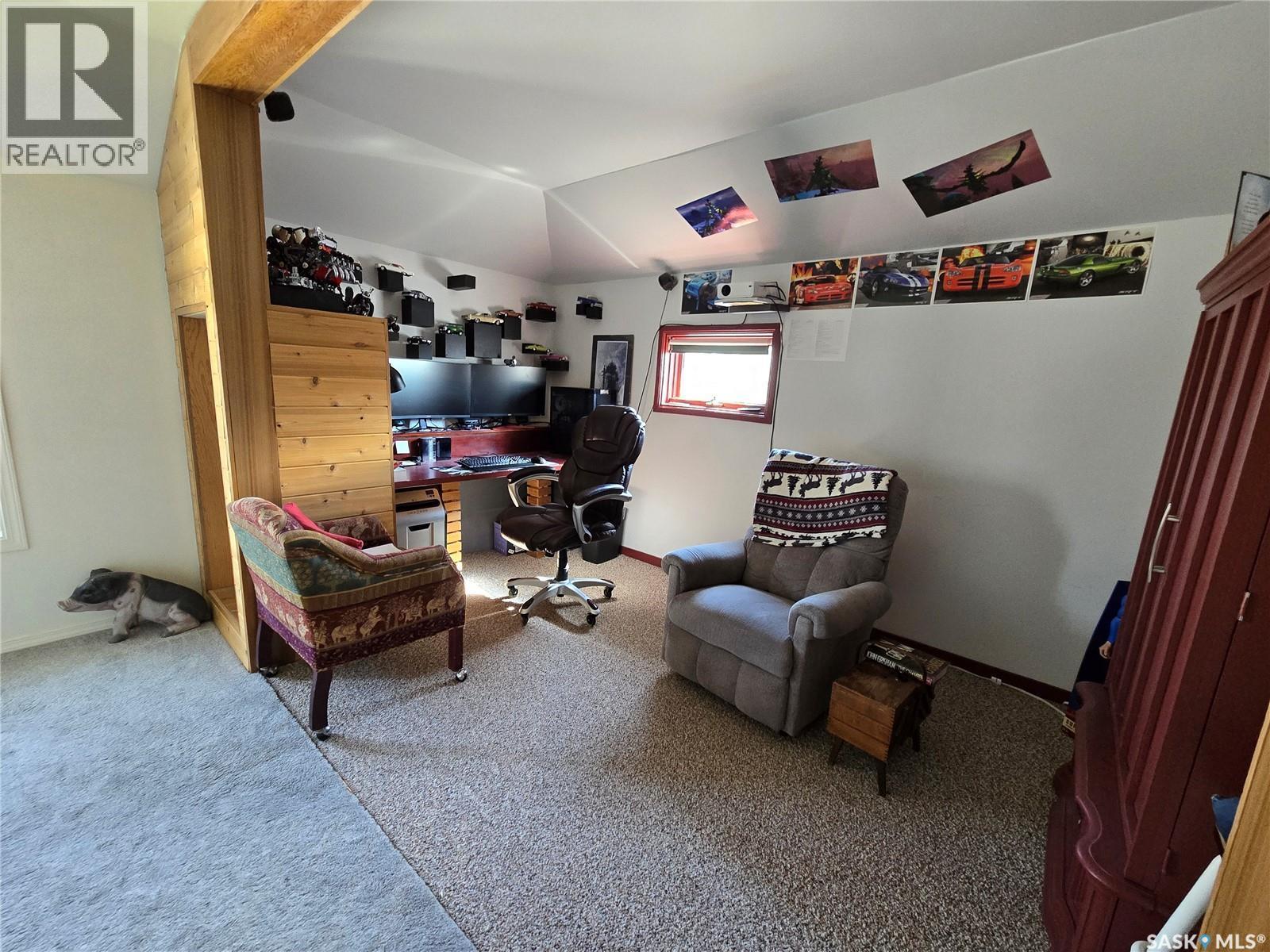 41 7Th Avenue Ne, Swift Current, SK - Indoor Photo Showing Other Room