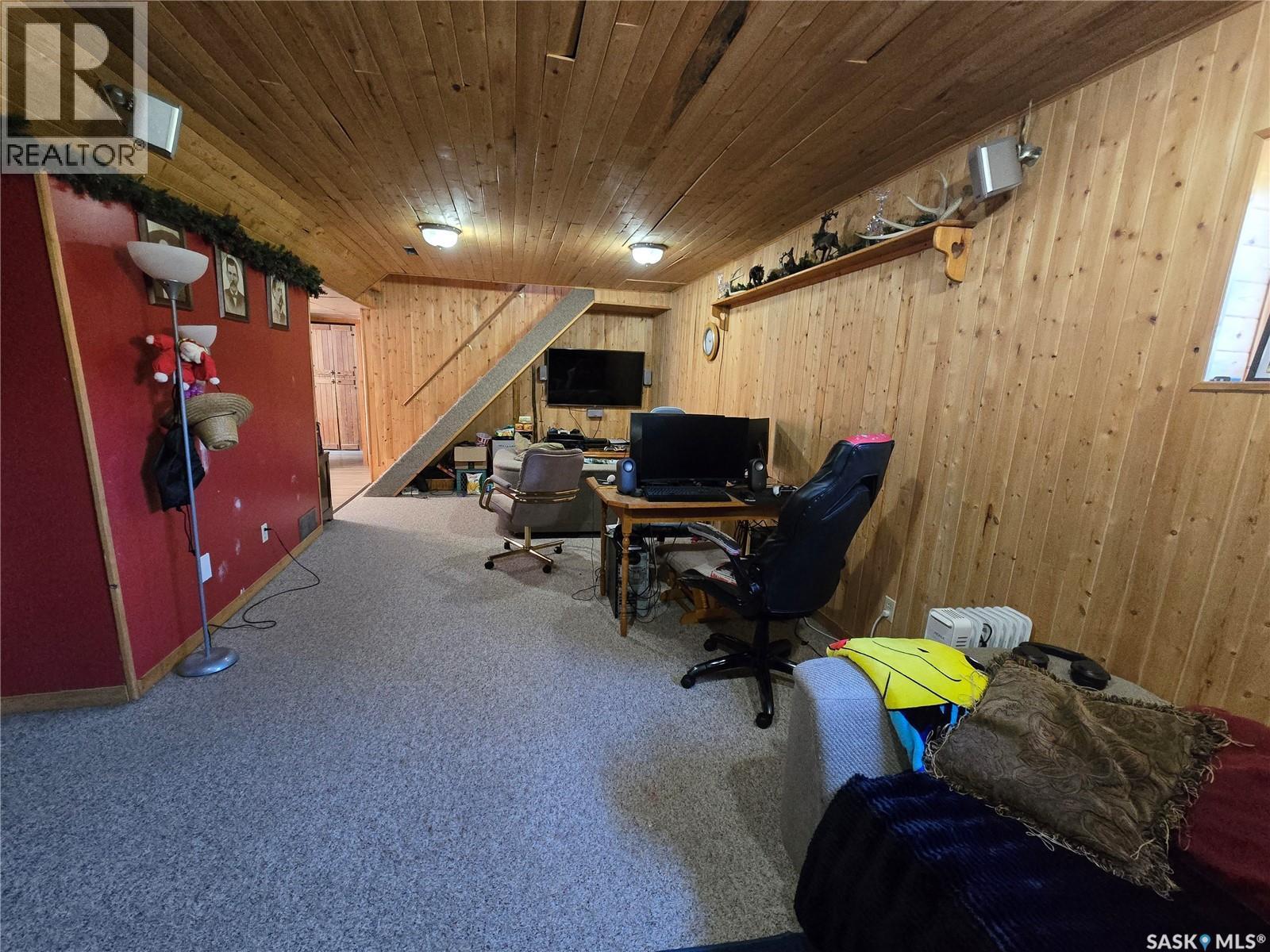 41 7Th Avenue Ne, Swift Current, SK - Indoor