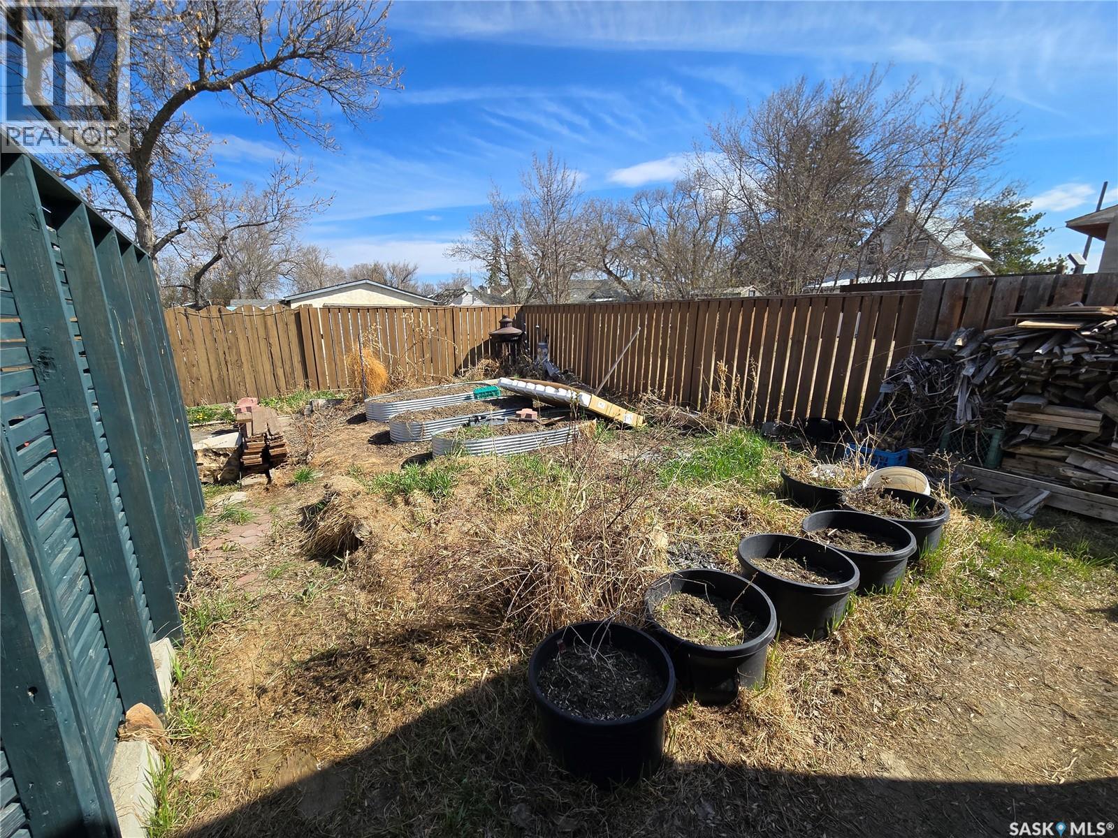 41 7Th Avenue Ne, Swift Current, SK - Outdoor