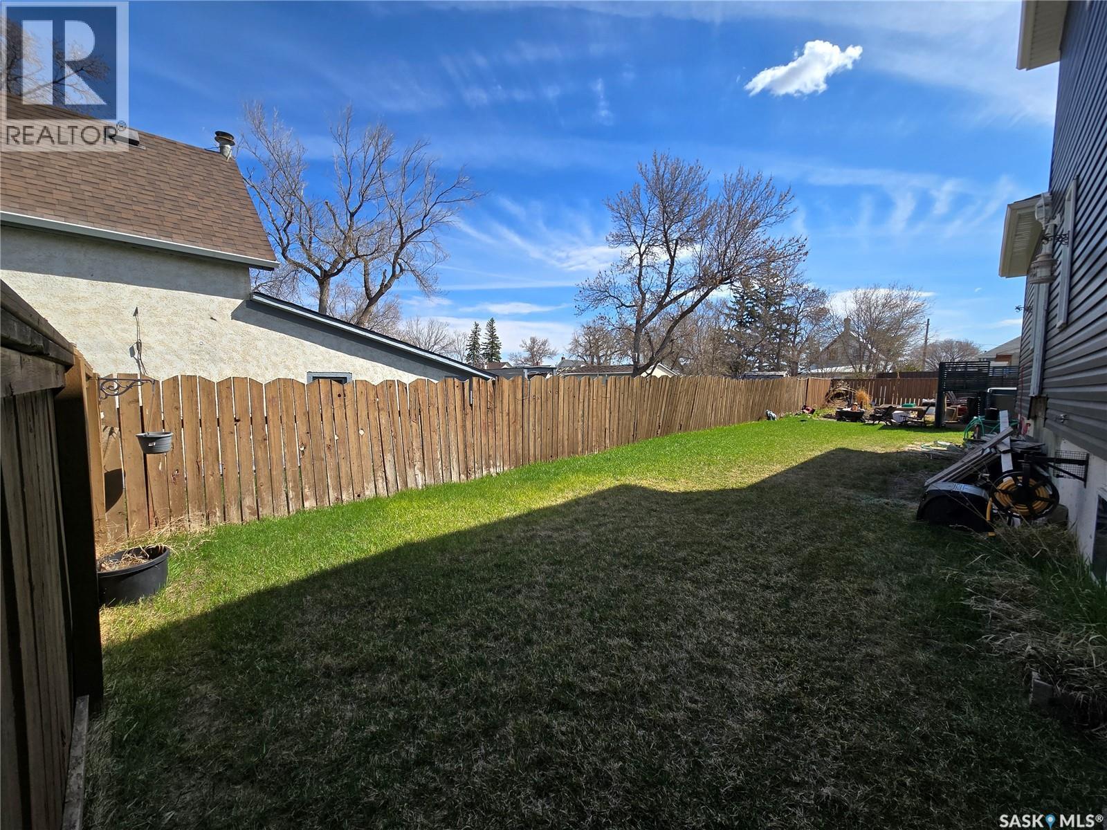 41 7Th Avenue Ne, Swift Current, SK - Outdoor