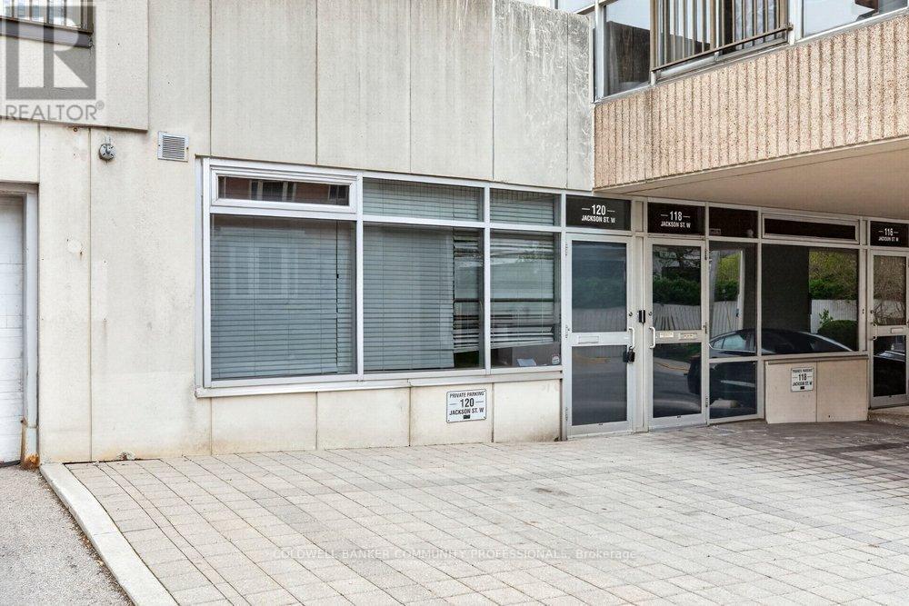 120 Jackson Street W, Hamilton, ON - Outdoor