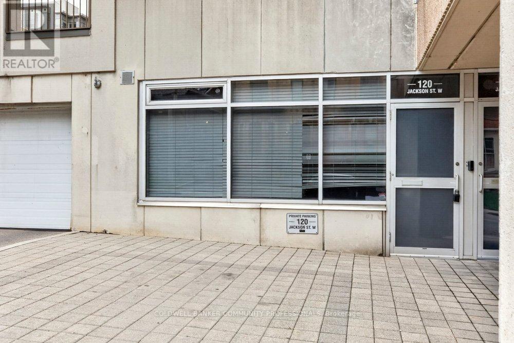 120 Jackson Street W, Hamilton, ON - With Exterior